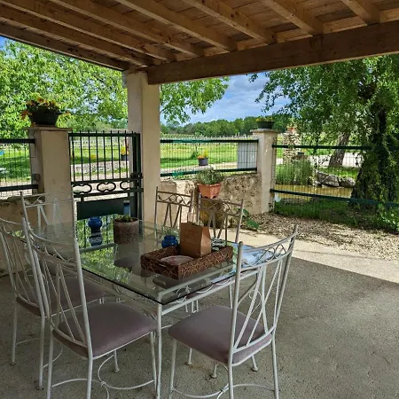 Maison Charentaise Avec Jardin Privé, Animaux Admis - Fr-1-653-221 * Saint-Sulpice-de-Cognac